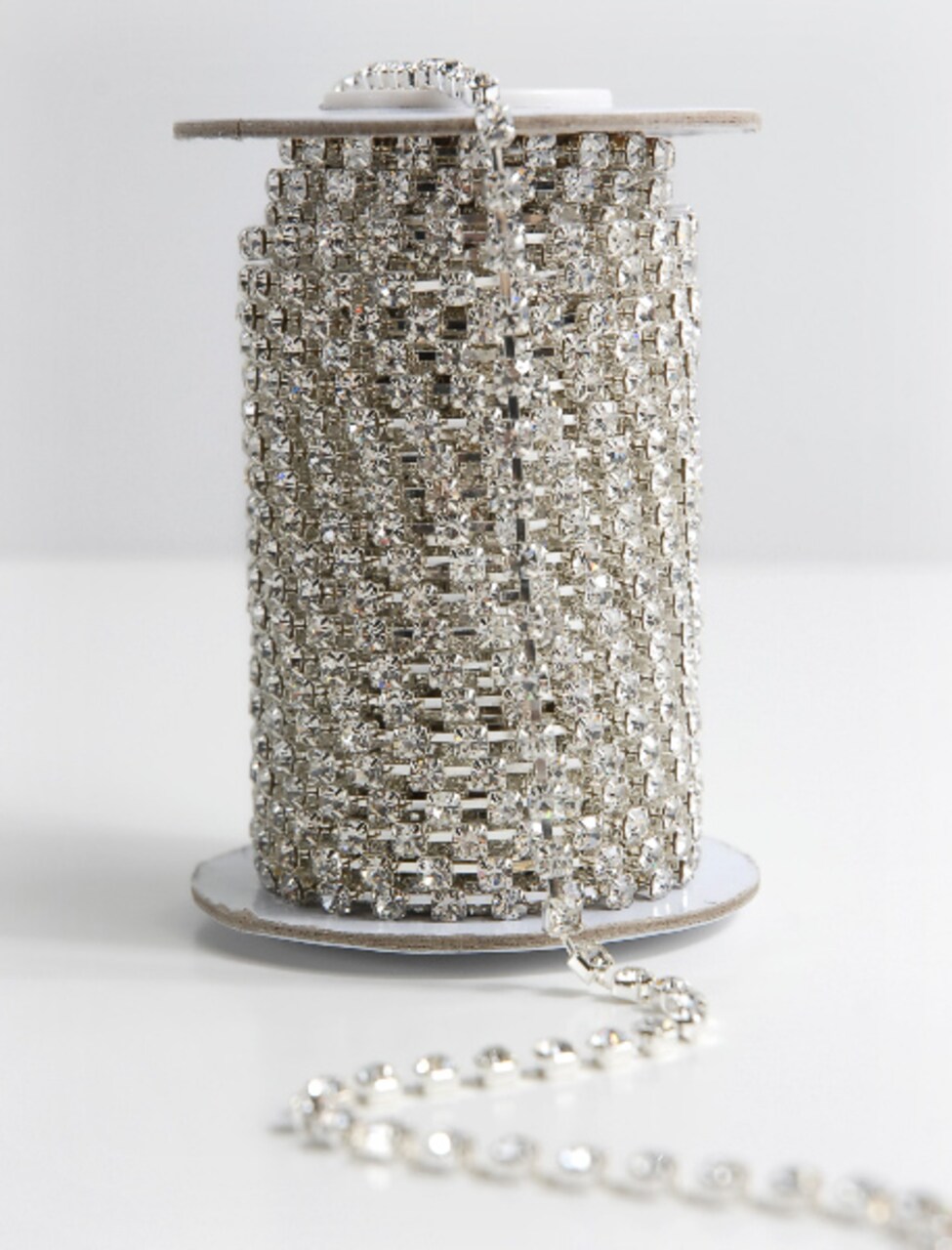 The Ribbon People Petite Crystal Diamonds Craft Ribbon Trim with Silver Setting 1" x 11 Yards